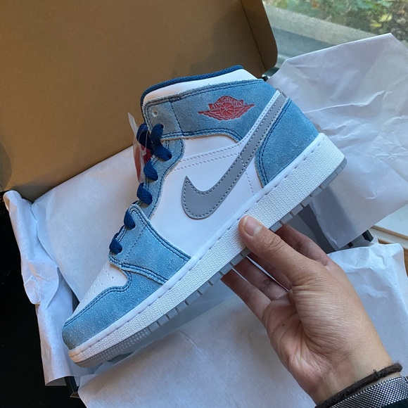 Jordan 1 Mid - Emerald / 6.5 women - Picture 4 of 5